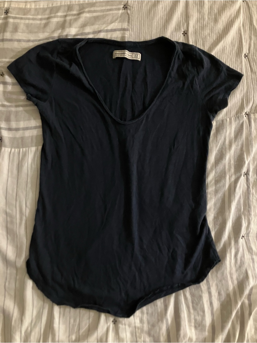 Abercrombie & Fitch Navy Scoop Neck Short Sleeve Tee XS
